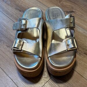 ShuShop Metallic Gold Platform Sandals